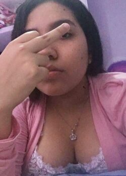 Nadia Ahumada, Gordita Chichona calentandose 20
