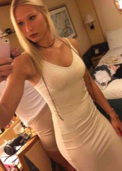Cassidy Stephenson Rubia Deportista con el Cuerpo Bien Tonificado 1