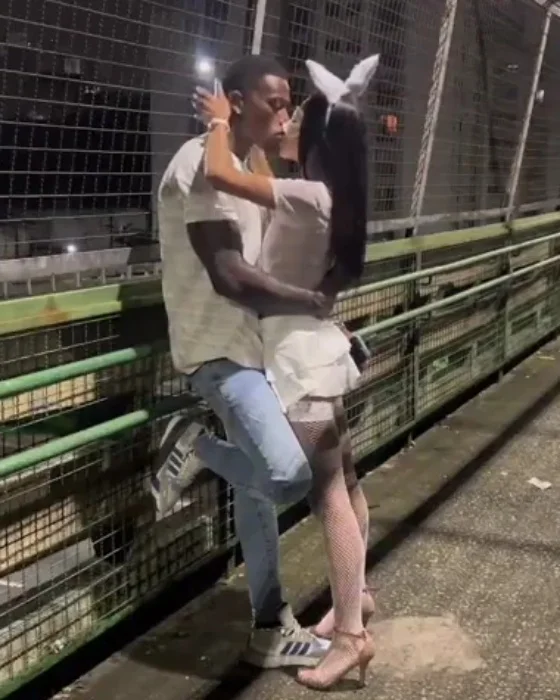 Nayra, Jovencita Delgada que le Gusta las Pollas Negras 1