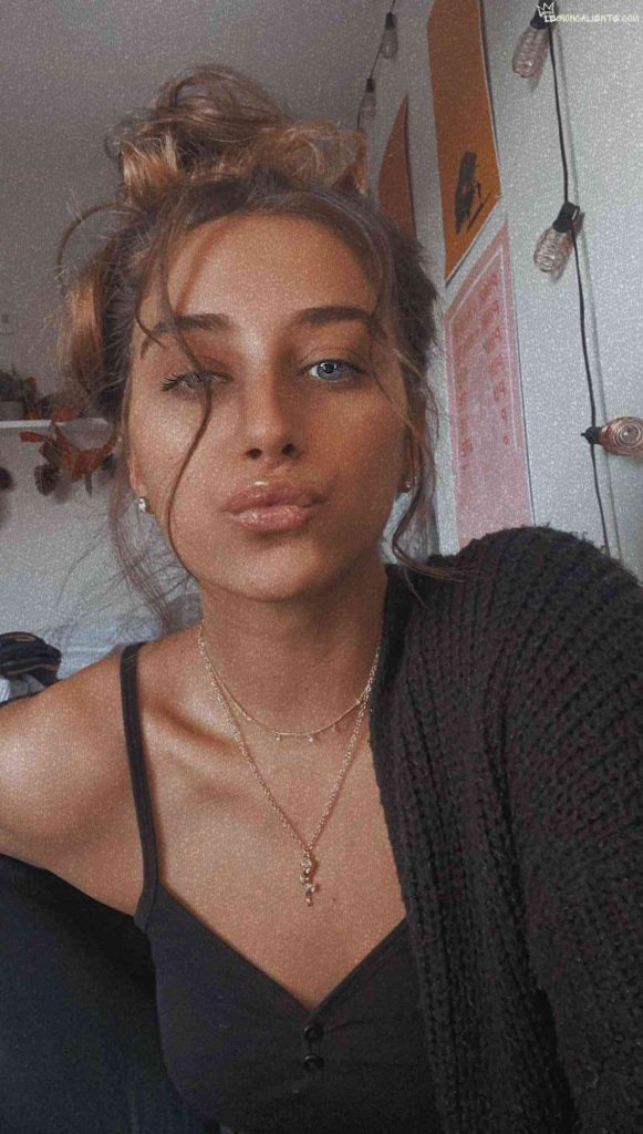 Rachel Hornung, Gimnasta Sexy de Ojos Bonitos 1